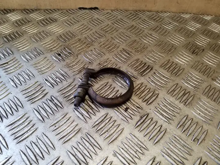 Citroen C4 Picasso (2013 - 2016)   Соединение глушителя