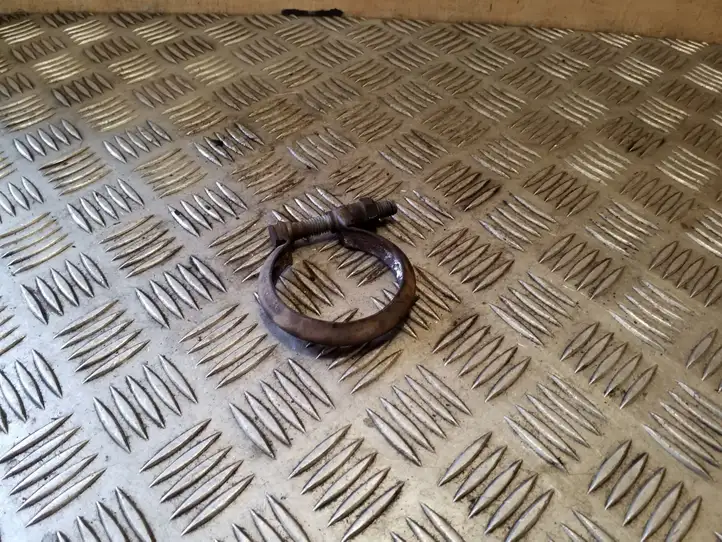 Citroen C4 Picasso (2013 - 2016)   Соединение глушителя