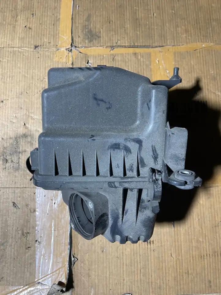 Kia Ceed (2010 - 2012) 281002H200 Корпус воздушного фильтра — фото 2