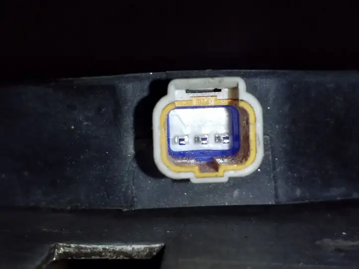Tesla Model S (2016 - 2021) 100562700B Антенна системы Keyless — фото 2