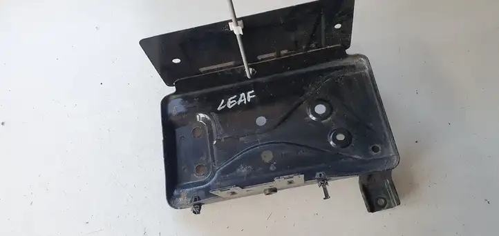 Nissan Leaf I (ZE0) (2010 - 2017) Площадка аккумулятора — фото 6