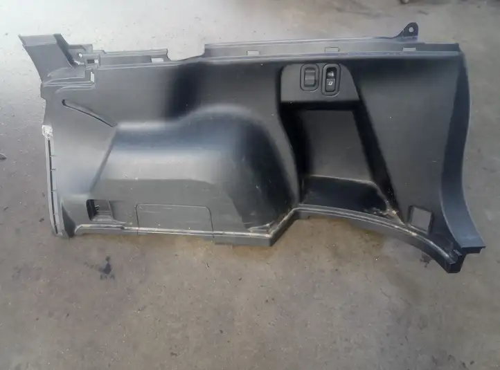 Subaru Forester SH (2008 - 2013) 94027SC000 Боковая обшивка багажника — фото 1