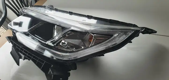 Honda CR-V (2012 - 2016) Передняя фара — фото 6