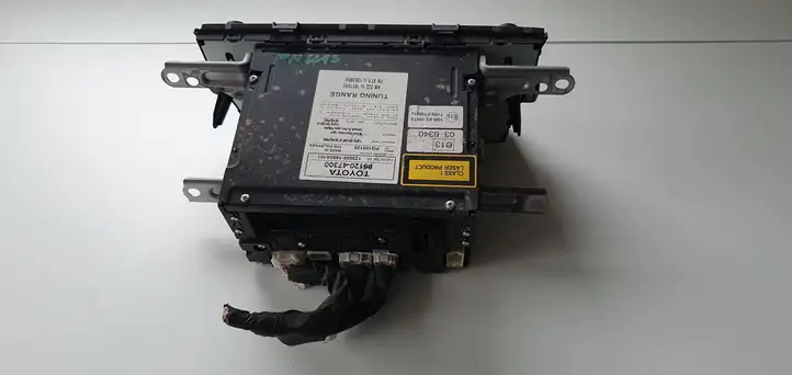Toyota Prius (XW30) (2009 - 2015) Магнитола / мультимедийная система — фото 5