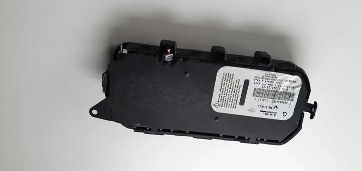 Renault Kangoo II (2008 - 2014) Подушка безопасности сиденья — фото 3