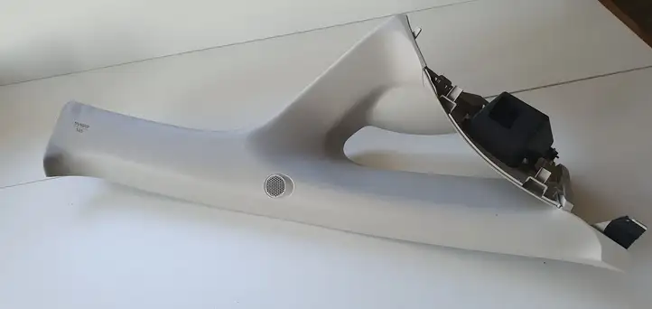 Nissan Leaf I (ZE0) (2010 - 2017) Обшивка стойки A — фото 1