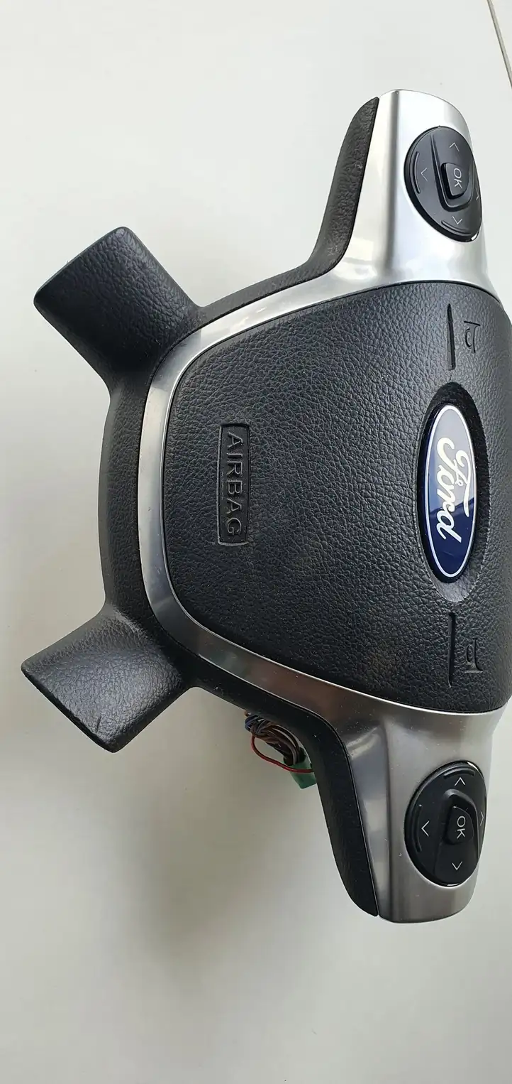 Ford C-MAX II (2010 - 2015) Подушка безопасности руля — фото 1