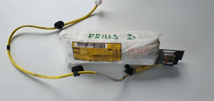 Toyota Prius (XW30) (2009 - 2015) Подушка безопасности сиденья — фото 1