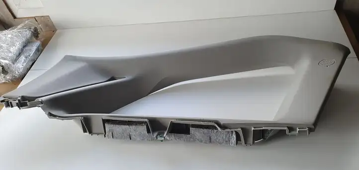 Toyota Auris E180 (2012 - 2018) Обшивка стойки у окна — фото 1