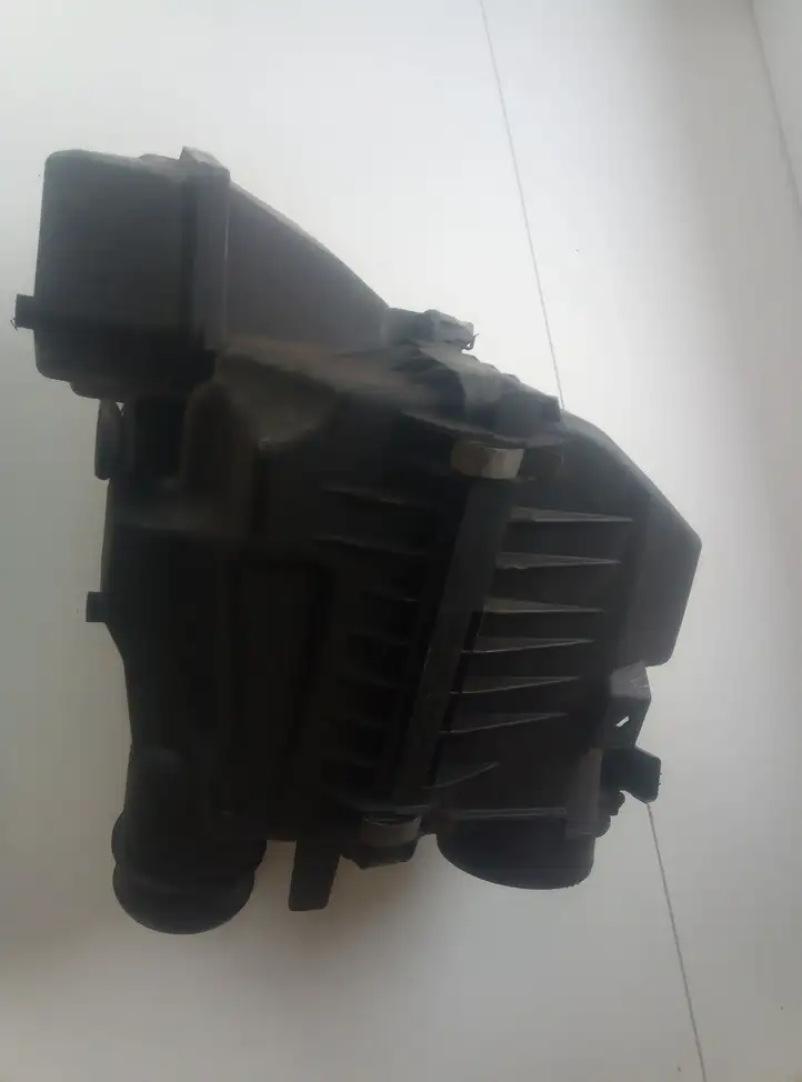 Honda CR-V (2009 - 2012) Корпус воздушного фильтра — фото 4