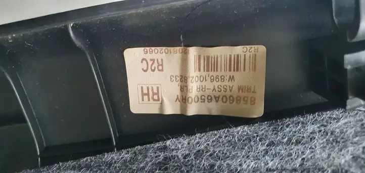 Hyundai i30 (2012 - 2015) Обшивка стойки у окна — фото 2