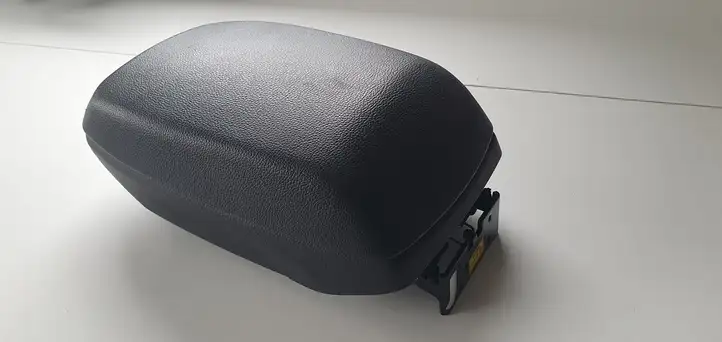 Hyundai i30 (2012 - 2015) Другая деталь консоли (туннеля) — фото 4
