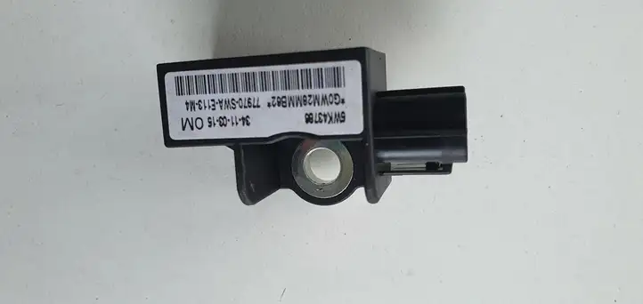 Honda CR-V (2009 - 2012) Датчик удара SRS — фото 3