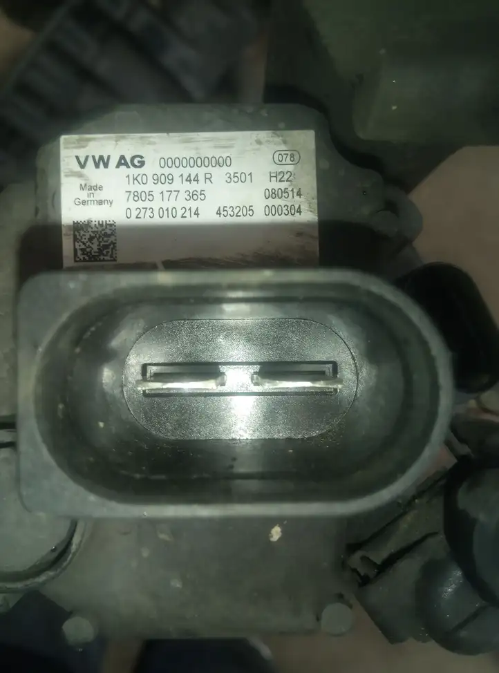 Volkswagen PASSAT B7 (2011 - 2014) 1K0909144R Рулевая колонка — фото 4