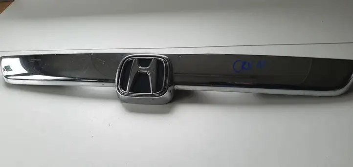 Honda CR-V (2009 - 2012) Отделка замка — фото 1