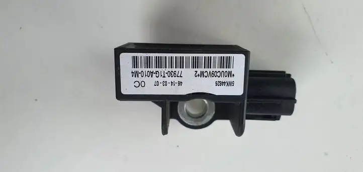 Honda CR-V (2012 - 2016) Датчик удара SRS — фото 3
