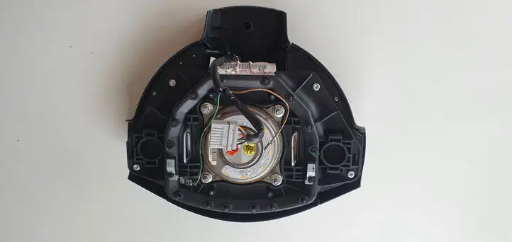 Nissan Qashqai (2006 - 2010) Подушка безопасности руля — фото 3
