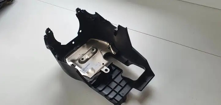 Honda CR-V (2012 - 2016) Обшивка рулевой колонки — фото 2