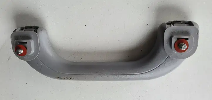 Hyundai i30 (2007 - 2012) Потолочная ручка передняя — фото 3