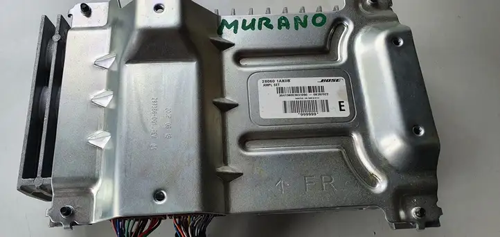 Nissan Murano Z51 (2009 - 2016) Усилитель звука — фото 6