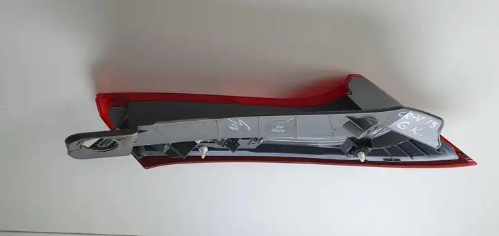Honda CR-V (2012 - 2016) Задний фонарь в крышке багажника — фото 5
