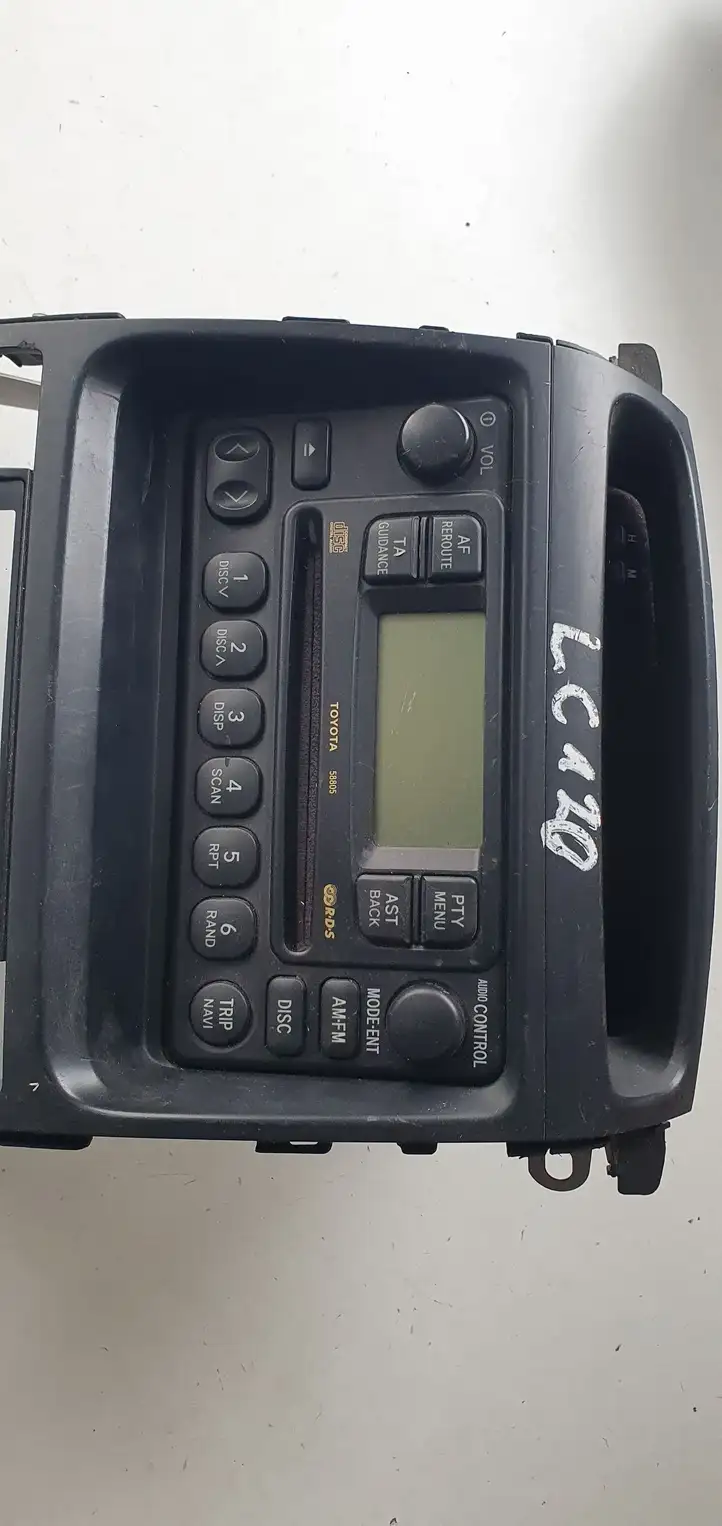 Toyota Land Cruiser (J120) (2002 - 2009) Магнитола / мультимедийная система — фото 3