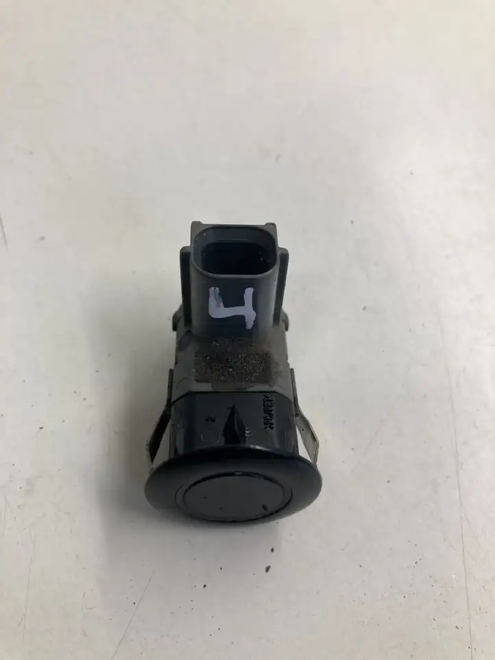 Peugeot 4007 (2007 - 2012) Датчик парковки — фото 1
