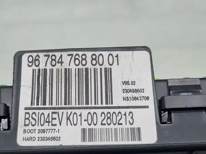 Citroen Berlingo (2012 - 2015) 9678476880 Модуль комфорта — фото 3