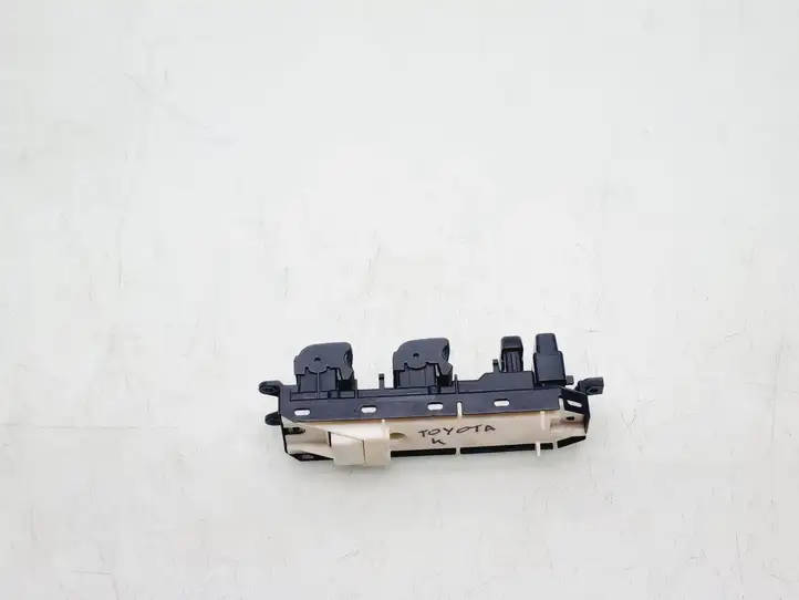 Toyota Land Cruiser (J150) (2009 - ) 8404060230 Блок кнопок стеклоподъемников — фото 3