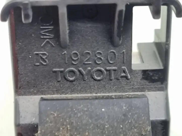 Toyota Land Cruiser (J150) (2009 - ) 192801 Блок кнопок стеклоподъемников — фото 3