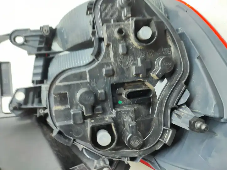 BMW 1 F20 F21 (2011 - 2019) 7270096 Задний фонарь в кузове — фото 5