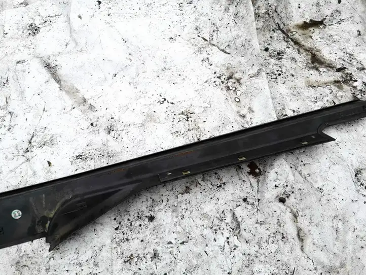 Mercedes-Benz C W203 (2000 - 2007) a2036800835 Внутренняя отделка переднего порога — фото 2
