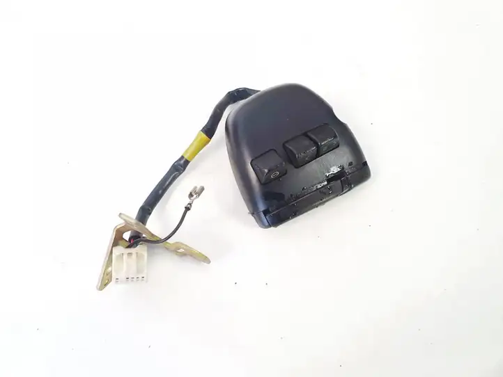 Toyota Corolla Verso E121 (2001 - 2004) 8623013010 Кнопки на рулевом колесе — фото 2