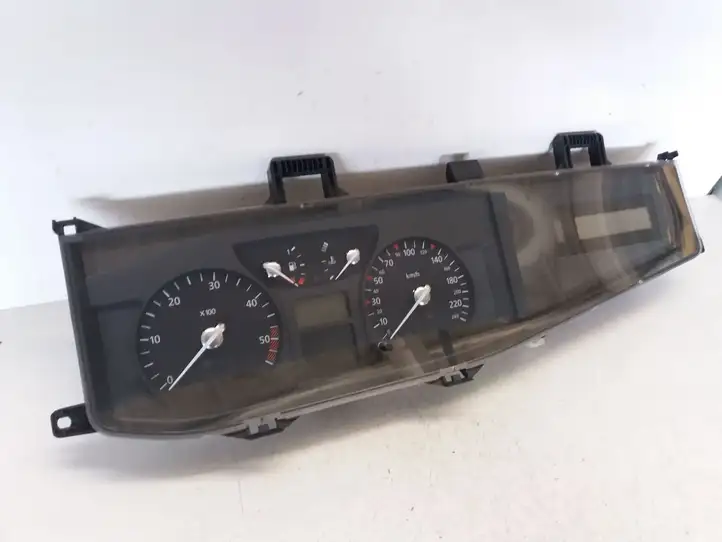 Renault Vel Satis (2002 - 2005) 8200166180 Спидометр — фото 1