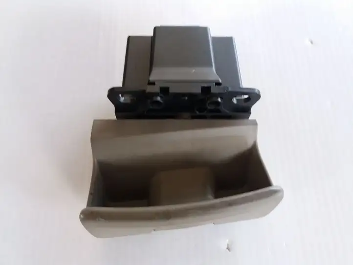 Renault Vel Satis (2002 - 2005) 8200073356C Кнопка ручного тормоза — фото 4