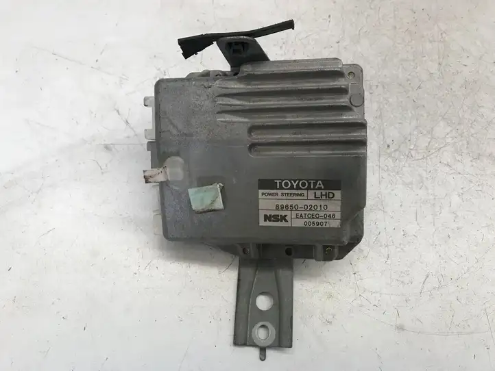Toyota Corolla E120 E130 (2004 - 2007) 8965002010 Блок управления усилителем руля — фото 1