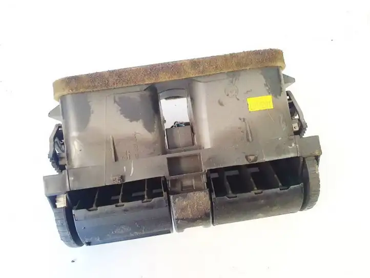 Opel Astra G (1998 - 2004) 90560344 Центральный воздушный дефлектор — фото 2