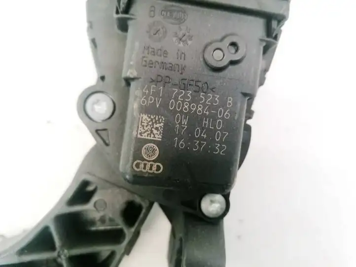 Audi A6 S6 C6 4F (2004 - 2008) 4F1723523B Педаль акселератора — фото 3