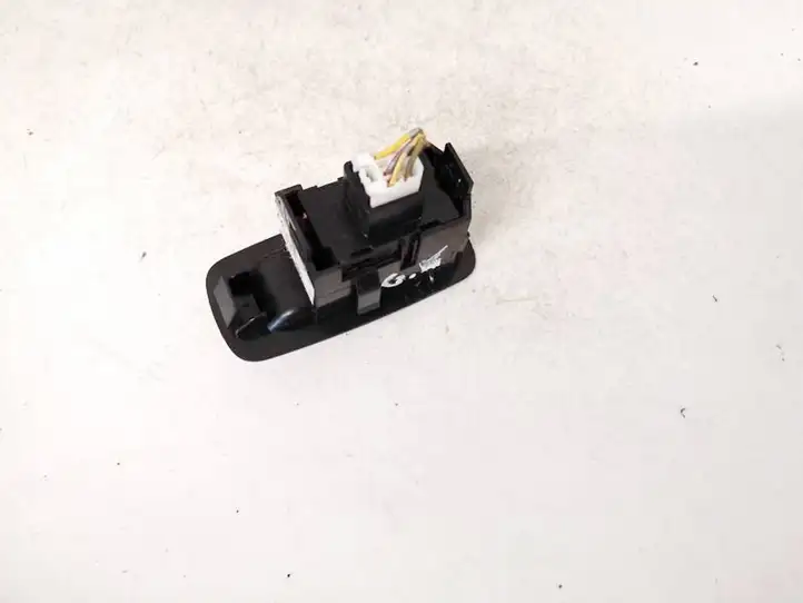 Toyota Corolla Verso AR10 (2004 - 2009) Кнопка стеклоподъемников — фото 3