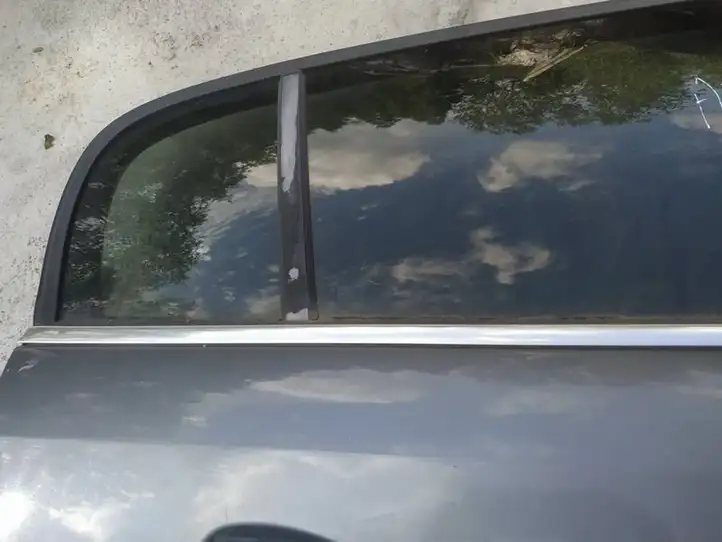 Opel Signum (2002 - 2008) Накладка стекла задней двери — фото 3