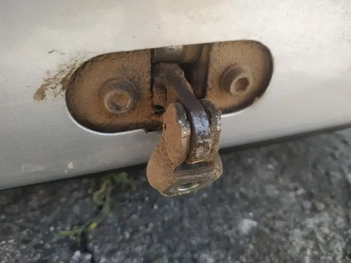 Fiat Punto (188) (1999 - 2010) Ограничитель задней двери — фото 1