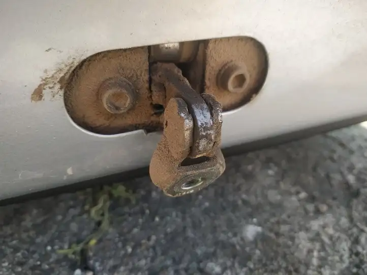 Fiat Punto (188) (1999 - 2010) Ограничитель задней двери — фото 2
