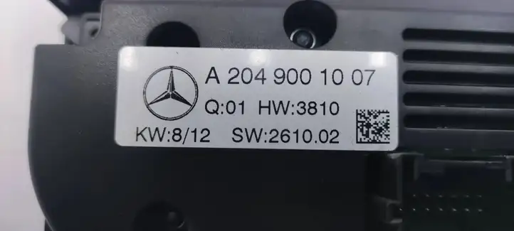 Mercedes-Benz C W204 (2007 - 2014) A2049001007 Блок управления кондиционером — фото 4