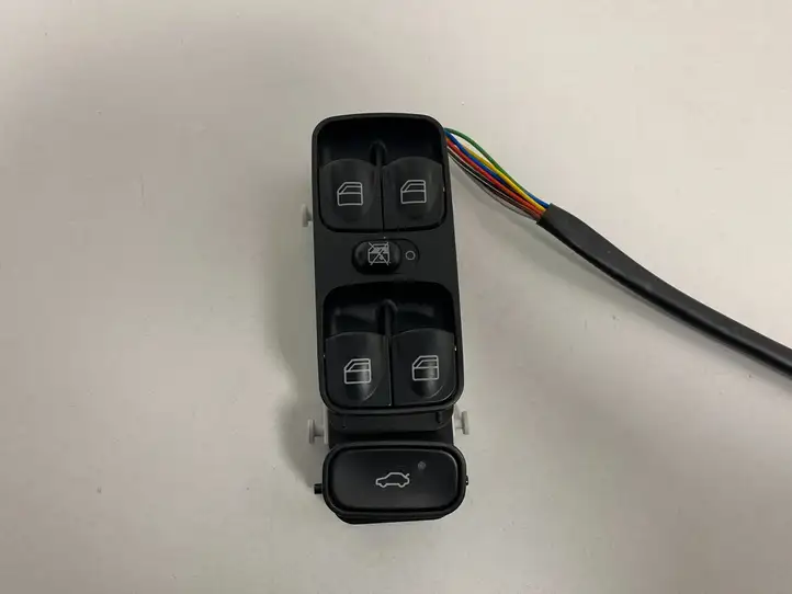Mercedes-Benz CLK A209,C209 (2002 - 2009) A2098203410 Блок кнопок стеклоподъемников — фото 1