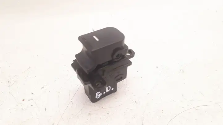 Kia Soul (2011 - 2014) 4865201110 Кнопка стеклоподъемников — фото 1