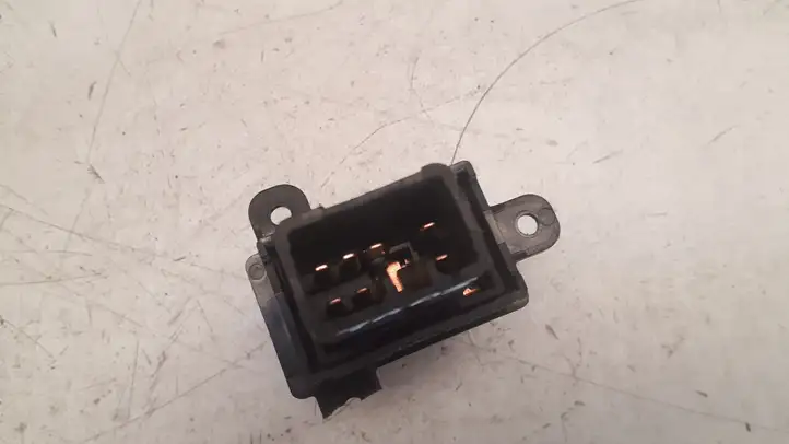 Kia Soul (2011 - 2014) 4865201110 Кнопка стеклоподъемников — фото 2