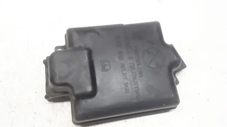 Fiat Punto (188) (1999 - 2010) 735471684 Крышка ящика предохранителей — фото 1