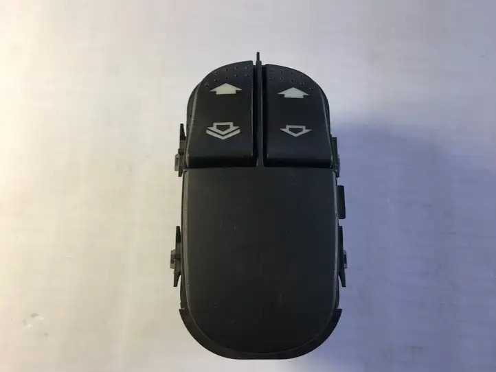 Ford Focus (1998 - 2004) 98AG14529AC Кнопка стеклоподъемников — фото 1