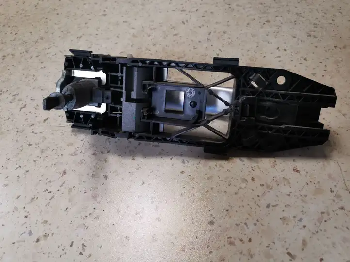 Volkswagen Polo V 6R (2009 - 2015) 5N0837885H Наружная ручка двери — фото 4