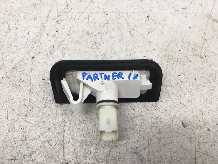 Peugeot Partner (2015 - 2018) 9683421680 Подсветка номера — фото 7